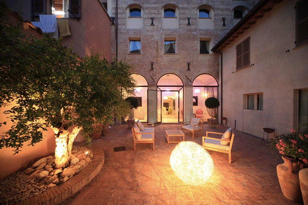 Hotel Residenza La Ceramica ฟาบริอาโน ภายนอก รูปภาพ